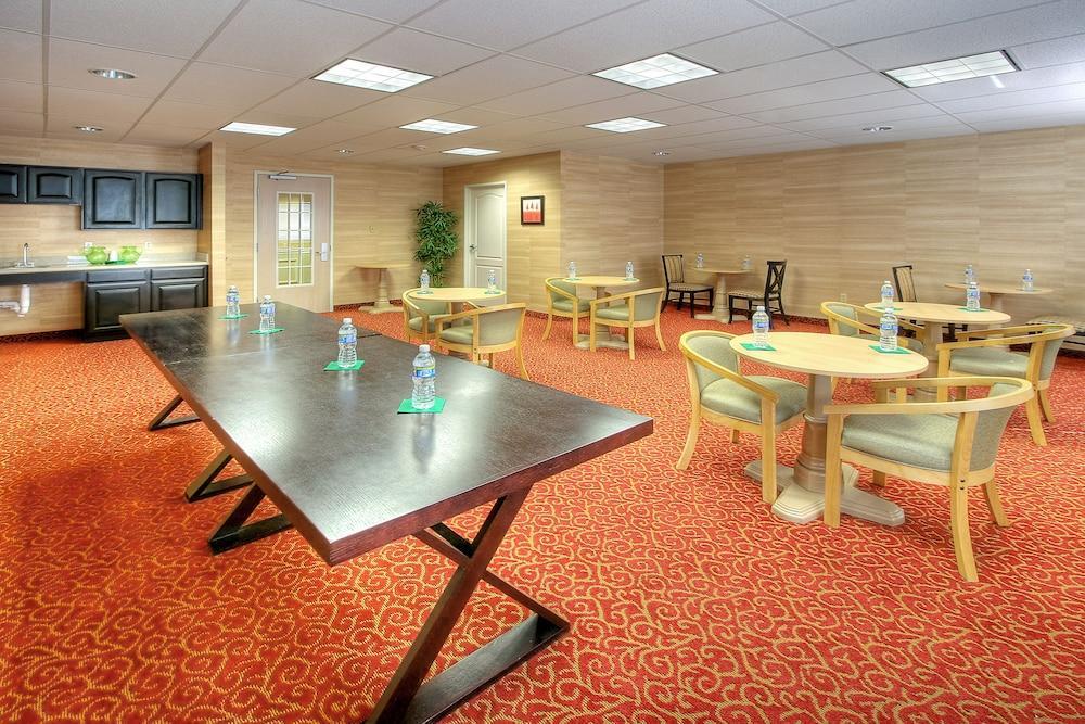 Holiday Inn Express And Suites - Tucumcari, An Ihg Hotel Dış mekan fotoğraf