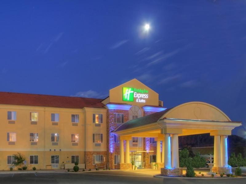 Holiday Inn Express And Suites - Tucumcari, An Ihg Hotel Dış mekan fotoğraf